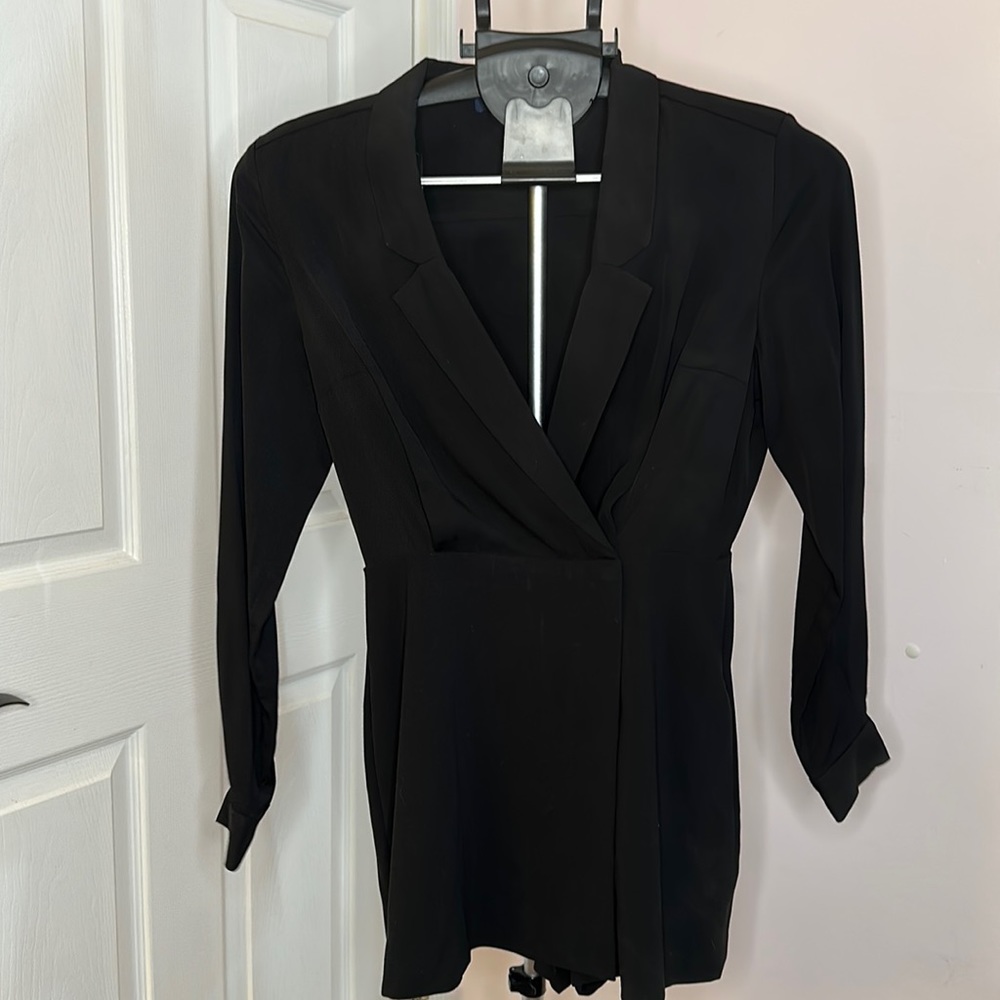 French Connection black blazer dress with shorts size 4